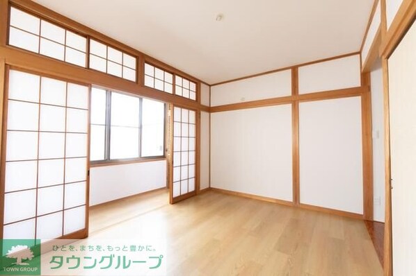 太田窪2丁目戸建て住宅の物件内観写真